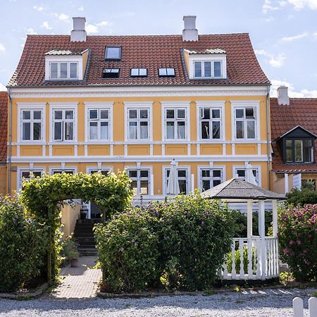 Arnfeldt Hotel Ærøskøbing 外观 照片